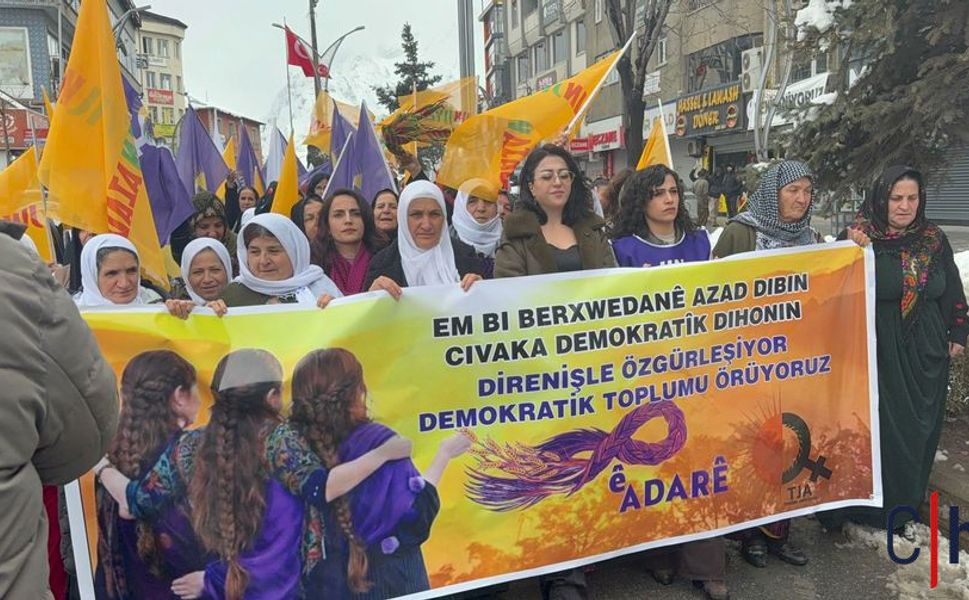 Hakkari’de 8 Mart Yürüyüşü: Kadınlar Eşitlik ve Özgürlük İçin Alanlara Çıktı