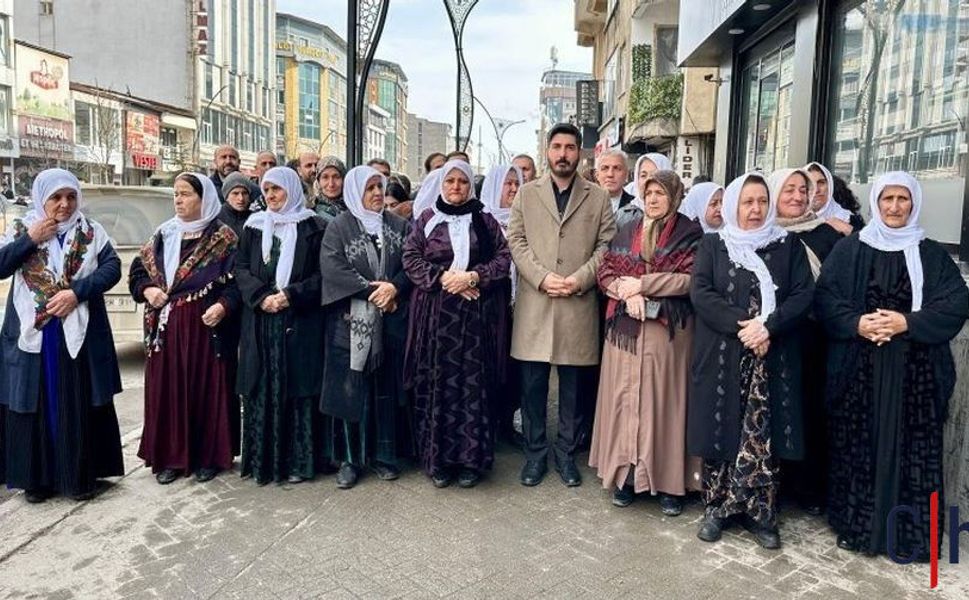 Yüksekova’da 13 Mart Sokağa Çıkma Yasağının 10. Yılında Açıklama