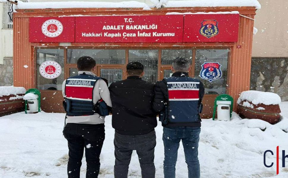 Hakkâri’de Aranan Hükümlü Gümrük Kapısında Yakalandı