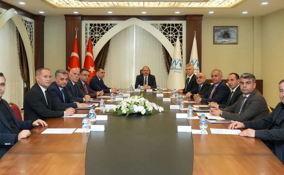 Yüksekova OSB’de Arsa Tahsisi ve Yeni Yatırımlar Ele Alındı