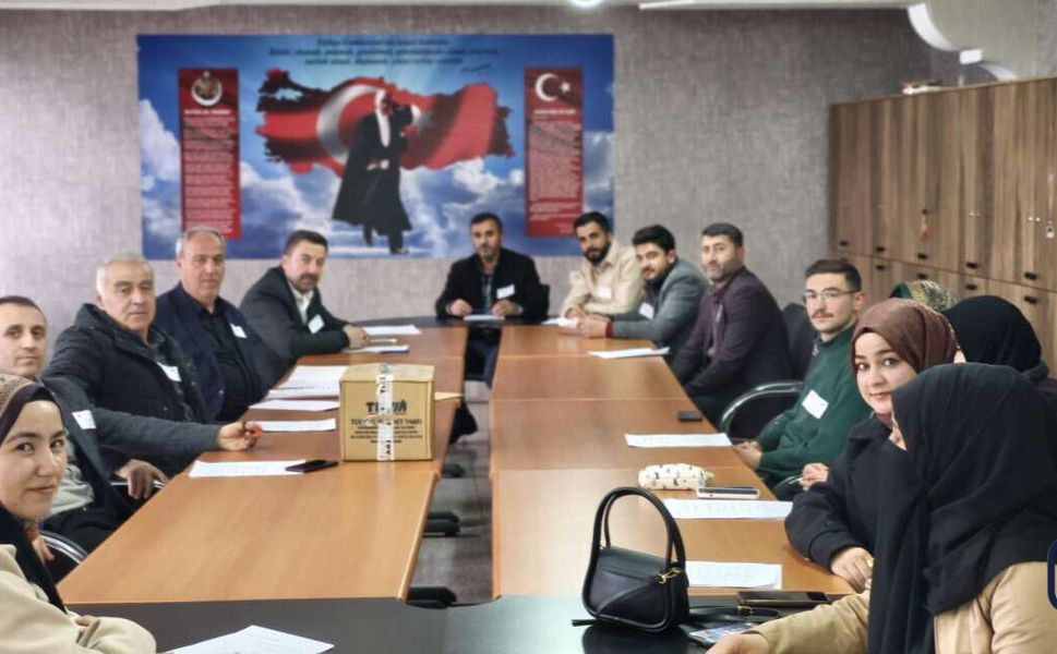 Hakkari’de Umre Ödüllü Bilgi Yarışması Yapıldı