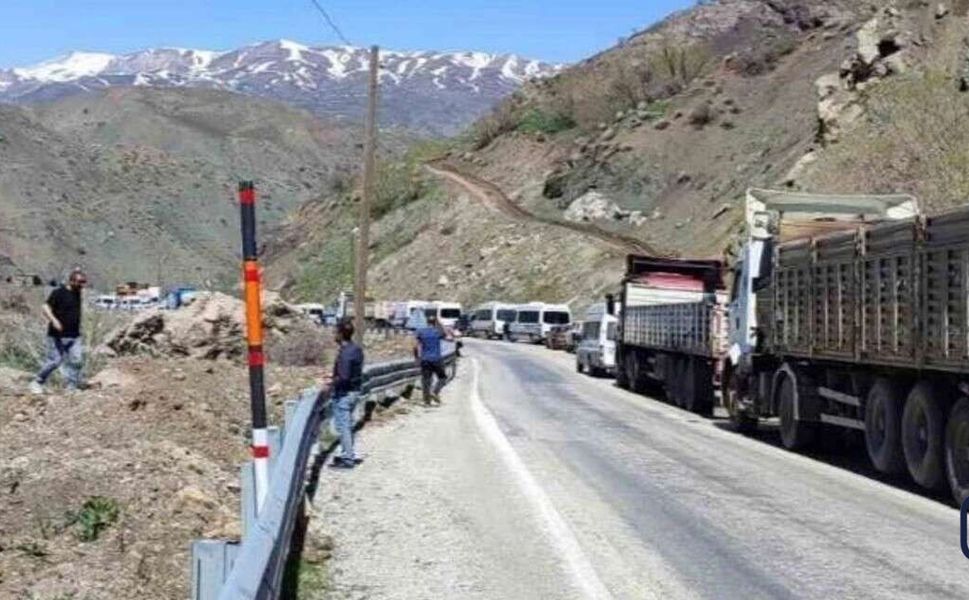 Hakkâri–Van Yolu Trafiğe Kapatıldı: Kuvvetli Yağış Uyarısı Sonrası Kritik Karar