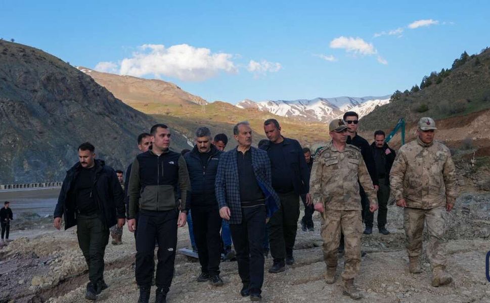 Hakkari–Van karayolunda kontrollü geçişler yeniden başladı