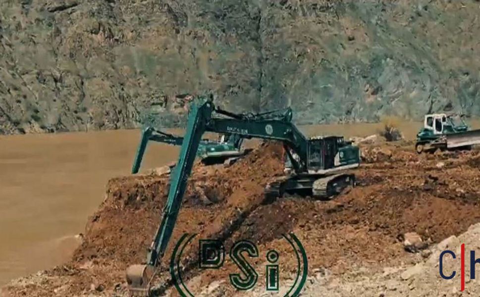 Hakkari DSİ ekipleri heyelan bölgesinde 24 saat görevde