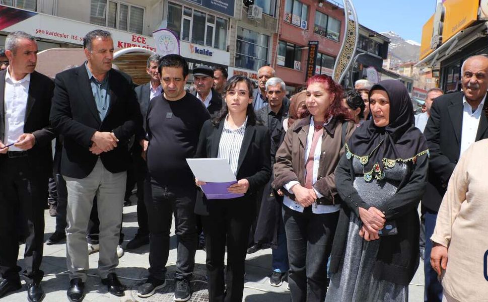 Hakkari’de DEM Parti’den Kayyum ve Cezalara Tepki: “Halkın İradesi Hedef Alınıyor”