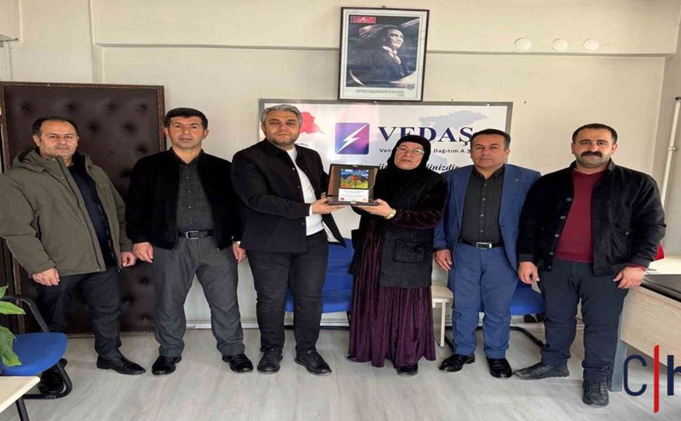 Muhtarlardan VEDAŞ’a Teşekkür Ziyareti