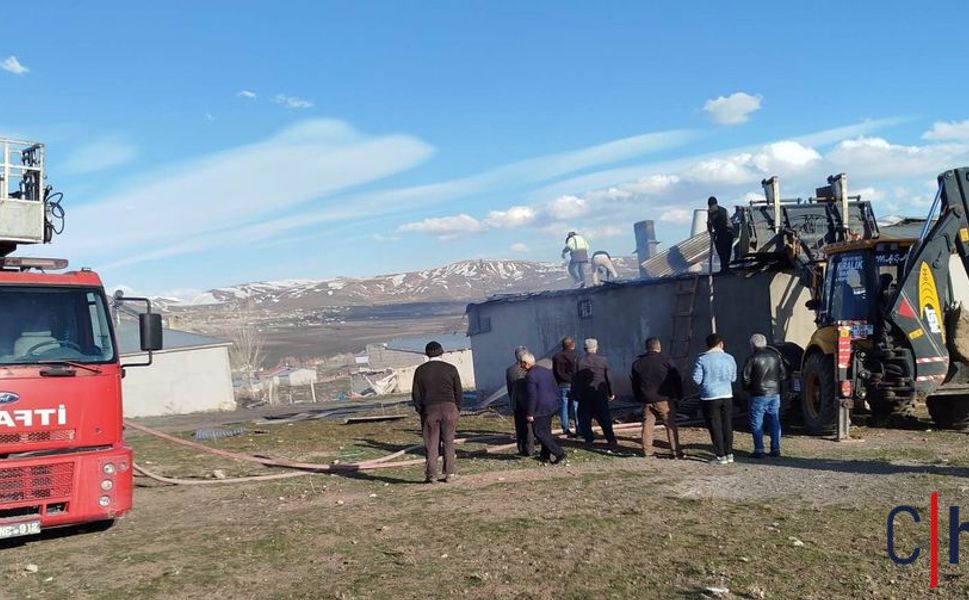 Korkutan Ev Yangını: Soba Bacası Evi Yakıyordu