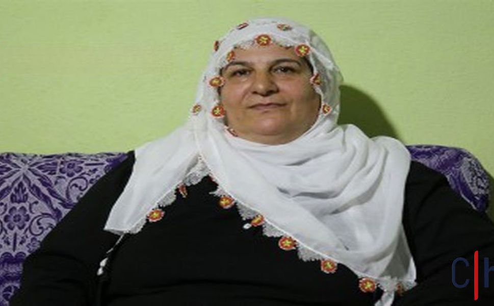 "Ayıp" Dediler, O Başkaldırdı: Dengbêj Hanım Sezan’ın Yasakları Aşan Sesi