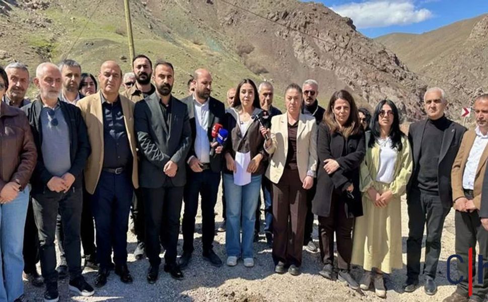 Hakkari’de heyelan sonrası tepki: “Ulaşım sorunu kronik hale geldi”