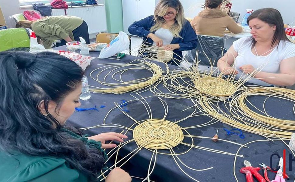 Hakkari’de kadınlara “Rattan İşler Atölyesi” eğitimi