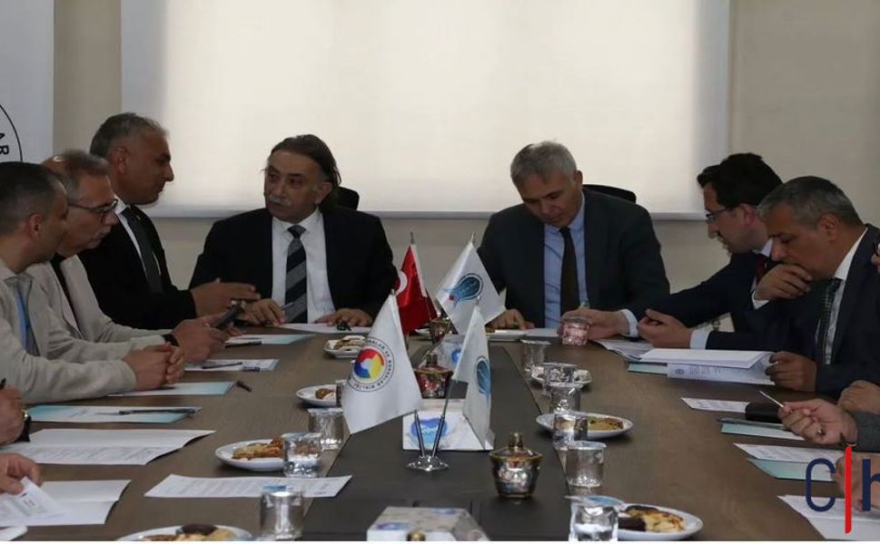 Hakkari’de sınır lojistik merkezi için ilk adım: Yüksekova’da hazırlık toplantısı yapıldı