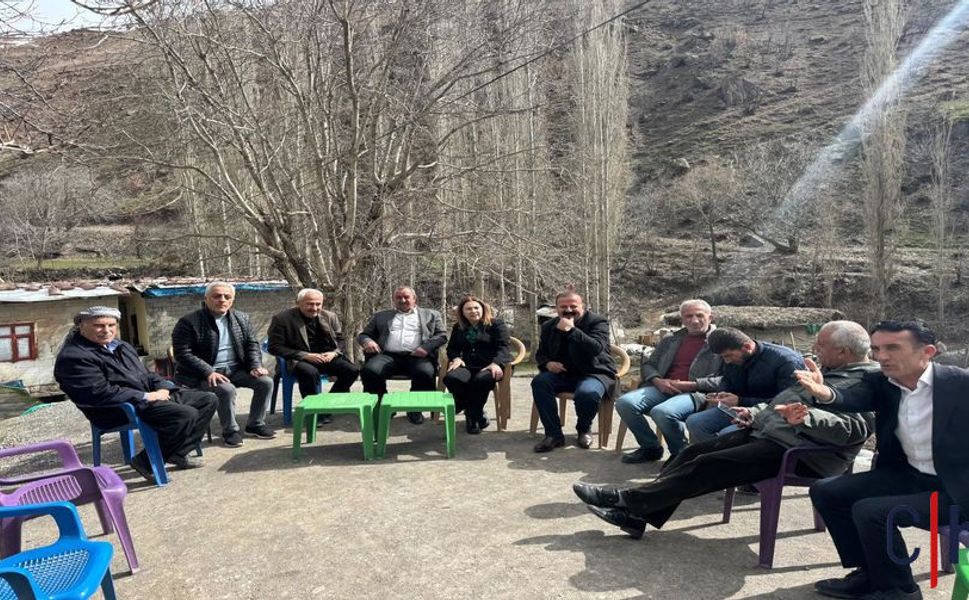 Suzan Çakırbeyli’den köy ziyareti: Talepleri dinledi