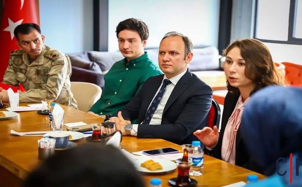 Şemdinli’de “İntihar Önleme” Toplantısı: Erken Müdahale ve Koordinasyon Vurgusu