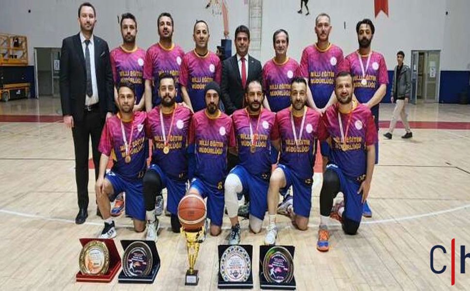 Hakkari’de Milli Eğitim Basketbol Turnuvasında Şampiyon Oldu