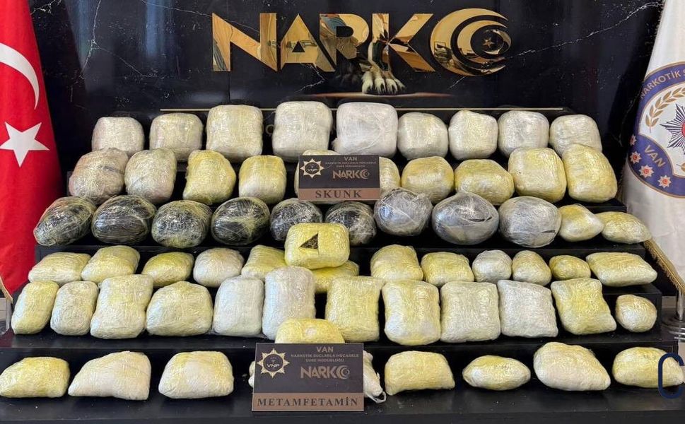 Kamyonda 74 Kiloyu Aşan Uyuşturucu Ele Geçirildi