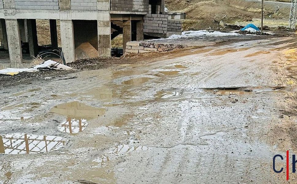 Karşıyaka Mahallesi 912. Sokak’ta Çamur İsyanı