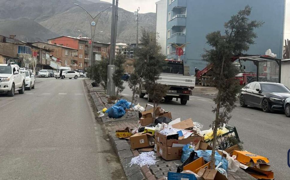 Hakkari’de Çöp Krizi: Heyelan Atık Tesisini Vurdu, Yeni Alan Arayışı Sürüyor