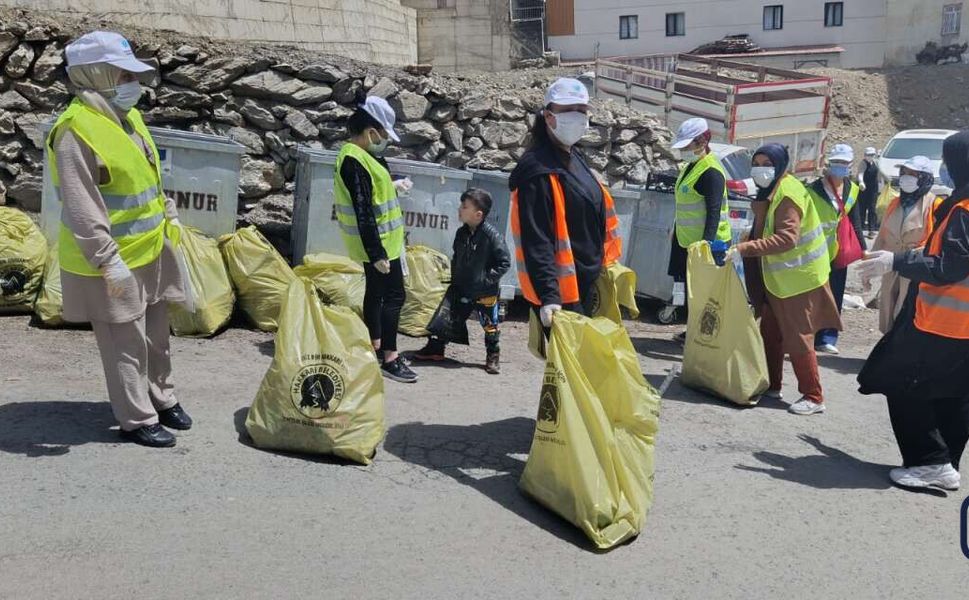 Hakkâri’de Temizlik Seferberliği: 15 Mahallede Eş Zamanlı Çalışma