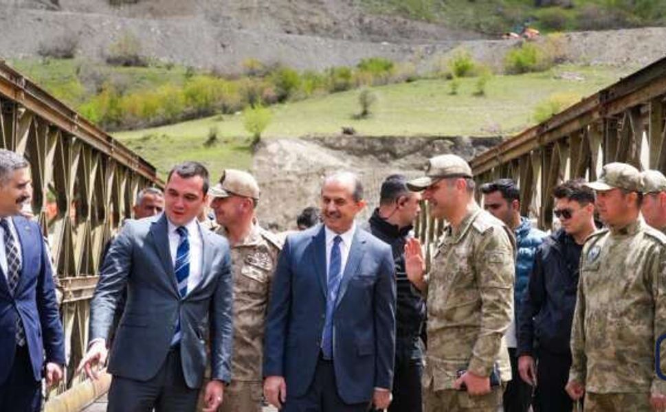 Vali Taşyapan: TSK Heyelan Bölgesinde Gece Gündüz Çalışıyor