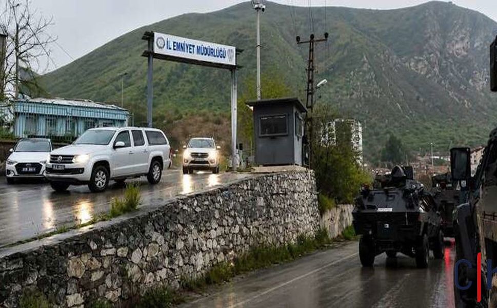 Hakkâri'de Tefecilik Operasyonunda 12 Şüpheli Adliyeye Sevk Edildi