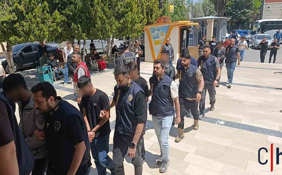 200 Milyonluk Sahte İlan Vurgunu! 11 İlde Dev Operasyon