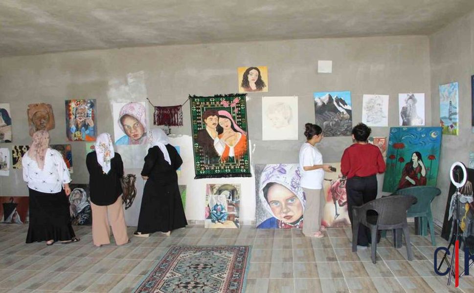Önyargıları Tuvale Gömdü! Bodrum Katını Sanat Akademisine Dönüştüren Genç Ressamın Azim Öyküsü