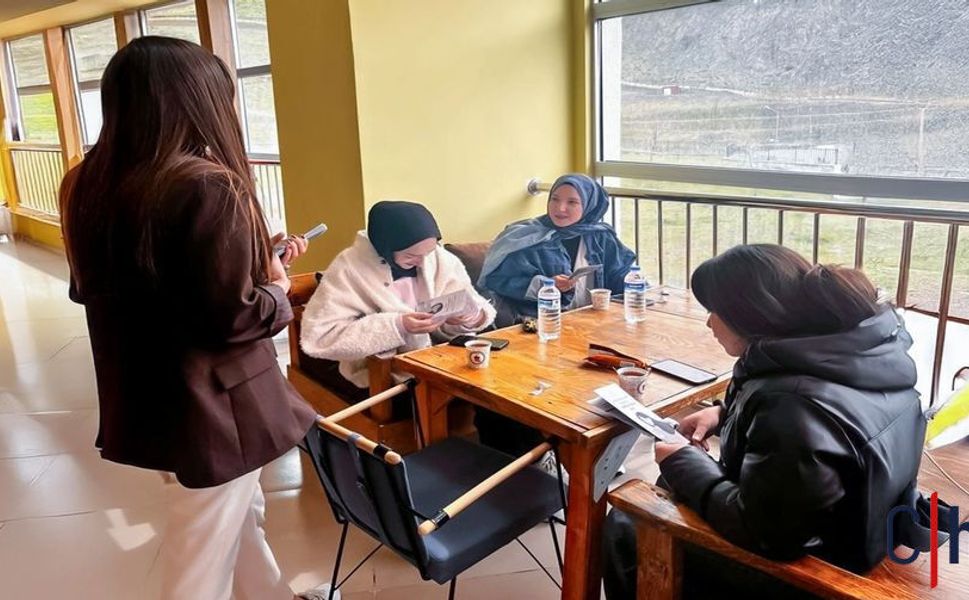 Hakkâri Üniversitesi’nde Aşı Haftası Etkinliği: Öğrencilerden Farkındalık Çalışması