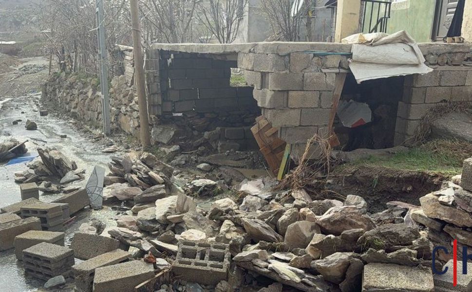 Berçelan’da Sel Felaketi: Dere Taştı, Evleri Su Bastı