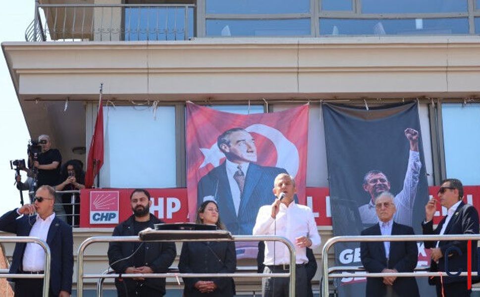 Özgür Özel’den Güvenpark’ta Tarihi Çıkış: "Bu Mesele Erdoğan ile Milletin Meselesidir"