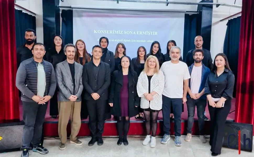 Hakkâri Üniversitesi’nde Genç Müzisyenlerden Beğeni Toplayan Konser