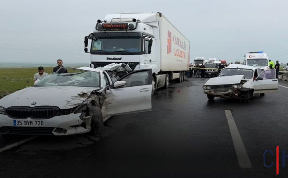 Trafikte Dikkatsizlik Yine Öldürdü: 2 Kişi Hayatını Kaybetti 2 Kişi Yaralı