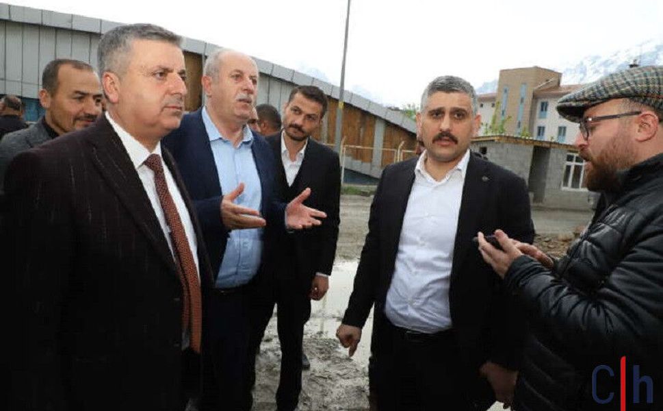 Hakkâri’de Riskli Bölgede Yoğun Mesai: Yetkililer Çalışmaları Yerinde Takip Etti