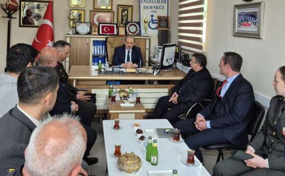 İbrahim Taşyapan’dan Engelliler Derneği’ne ziyaret