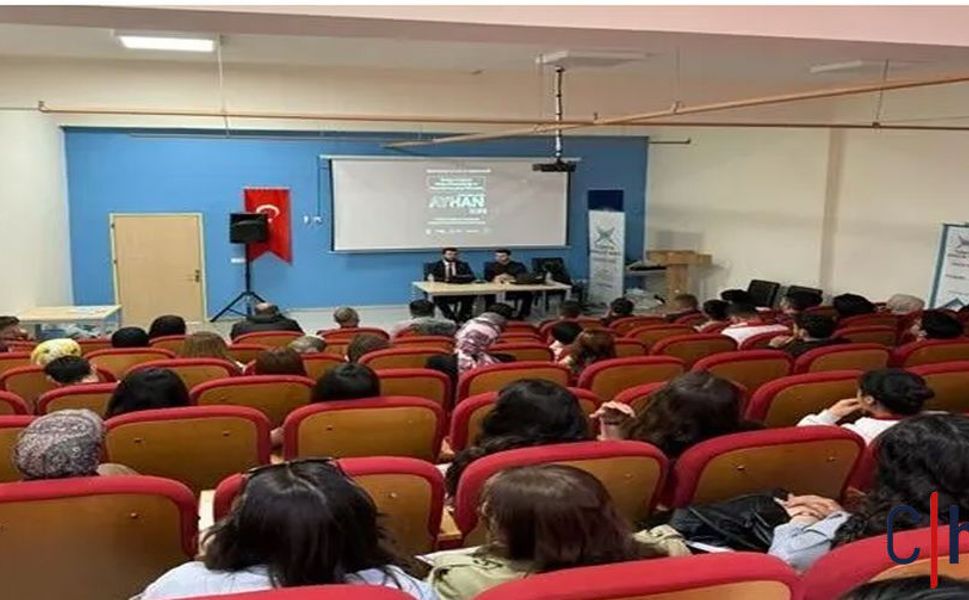 Hakkâri Üniversitesi’nde TÜGVA'dan Medya Okuryazarlığı Programı Düzenlendi