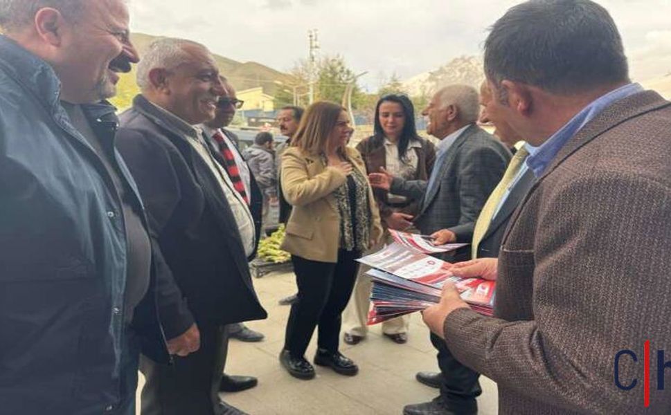 CHP Hakkari Teşkilatı Sahaya İndi: Esnaf ve Vatandaşın Sorunları Dinlendi
