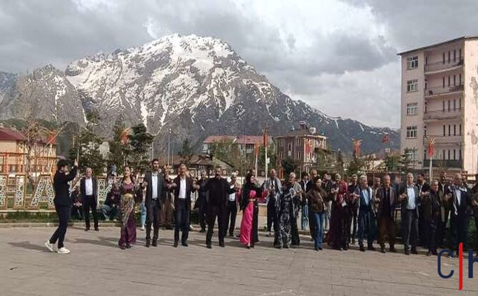 Hakkâri’de Kürt Dil Bayramı Coşkuyla Kutlandı