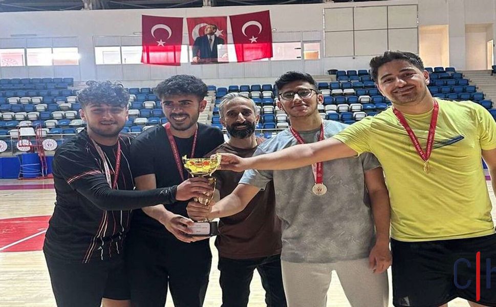 Hakkari'de Potada Şampiyonu Belli Oldu! Yurt Öğrencileri Basketbol Turnuvası Nefes Kesti