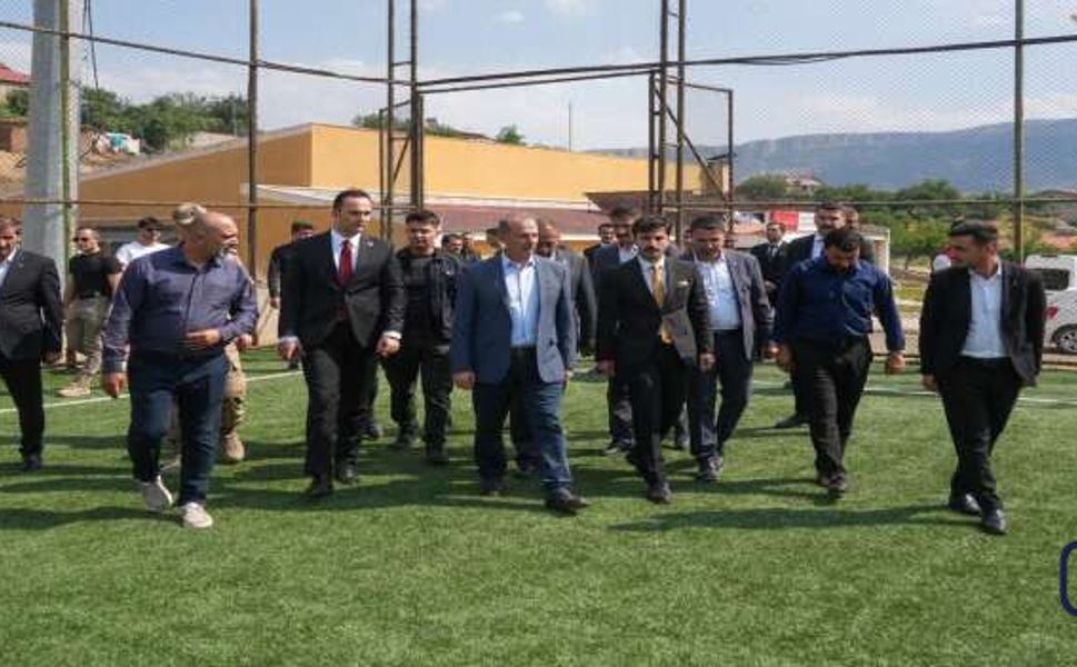 Taşyapan’dan Derecik’e Yoğun Mesai: Spor, Eğitim ve Yatırımlar Masaya Yatırıldı