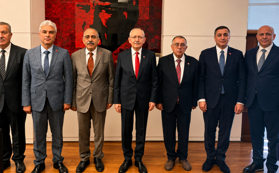 Eski Başkan Demir'den Kılıçdaroğlun'a ziyaret!