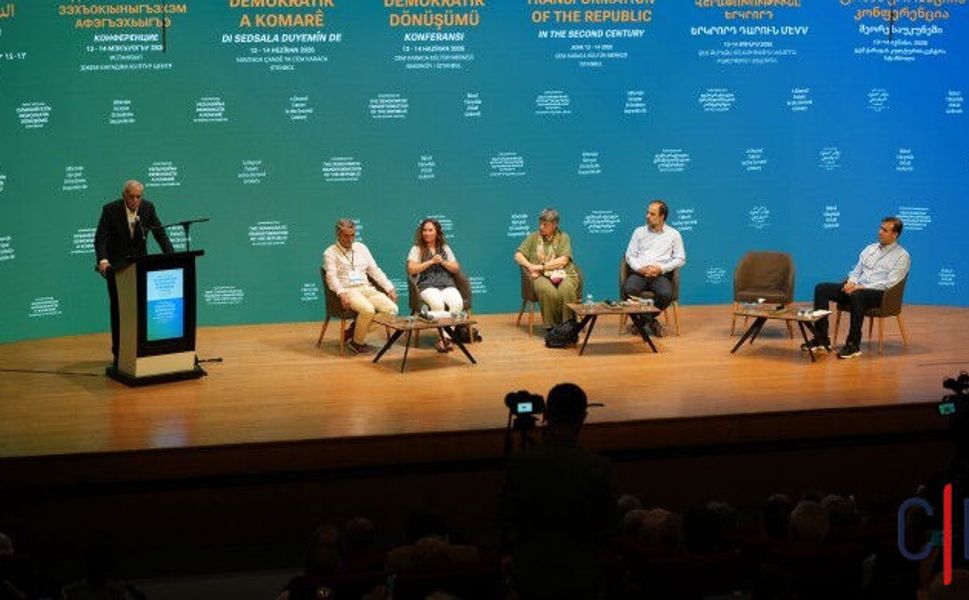 Ahmet Türk: Kürt Sorununun Demokratik Siyasetle Çözülmesi Gerekiyor