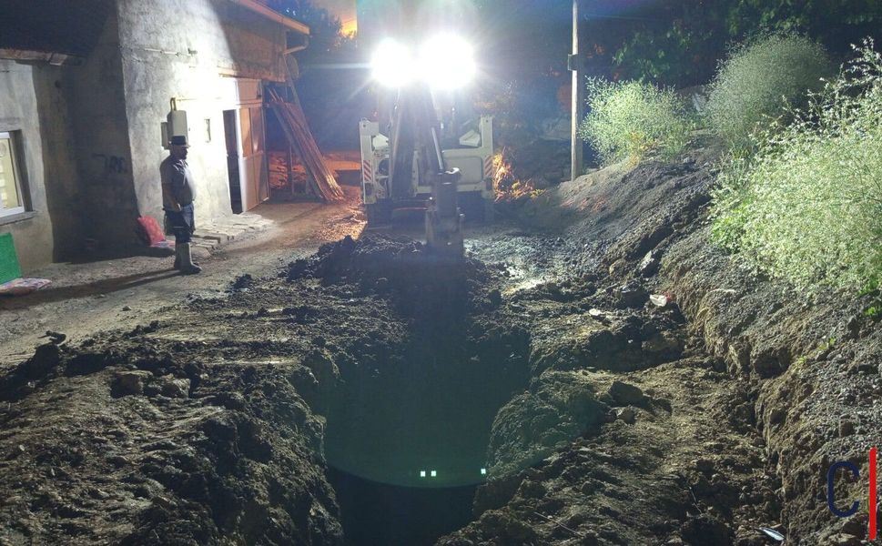Hakkâri Belediye ekiplerinden gece yarısı seferberliği