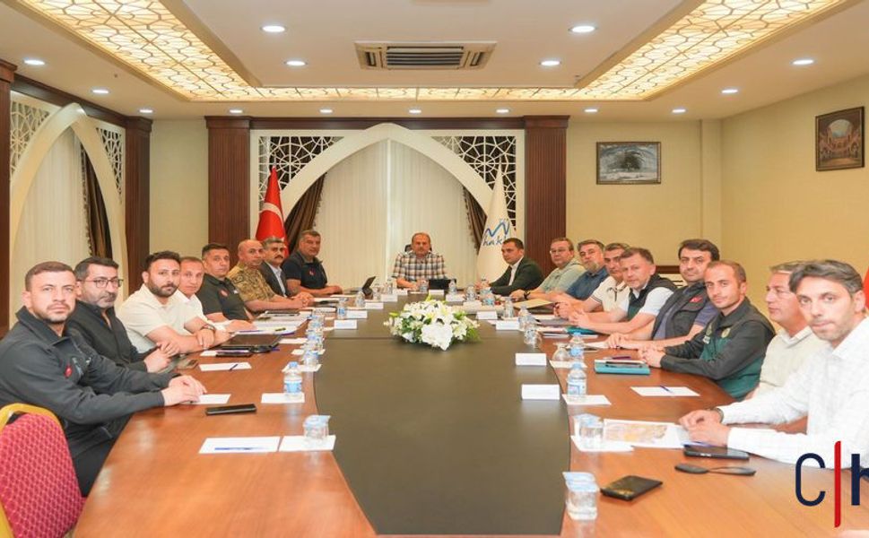 Hakkari Akçalı Heyelan Bölgesi İçin Kritik Toplantı: Riskler Masaya Yatırıldı