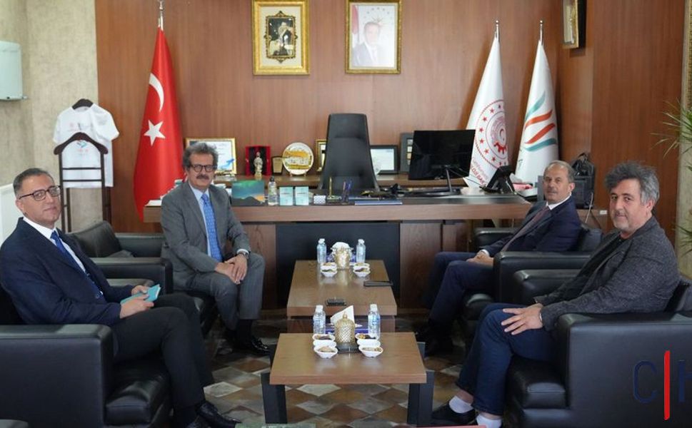 Hakkari Valisi İbrahim Taşyapan’dan DAKA’ya Ziyaret: Bölgesel Projeler Masada