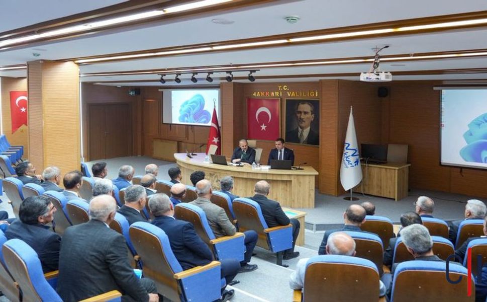 Vali İbrahim Taşyapan Hakkari Merkez Köy Muhtarlarıyla Buluştu