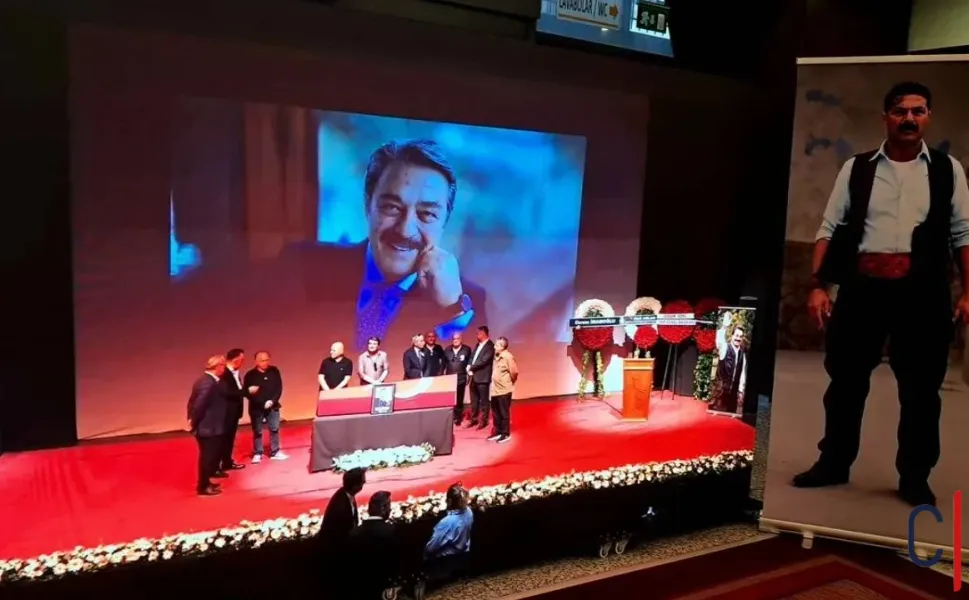 Yeşilçam’ın Usta İsmi Kadir İnanır'a Veda Töreni Duygulandırdı
