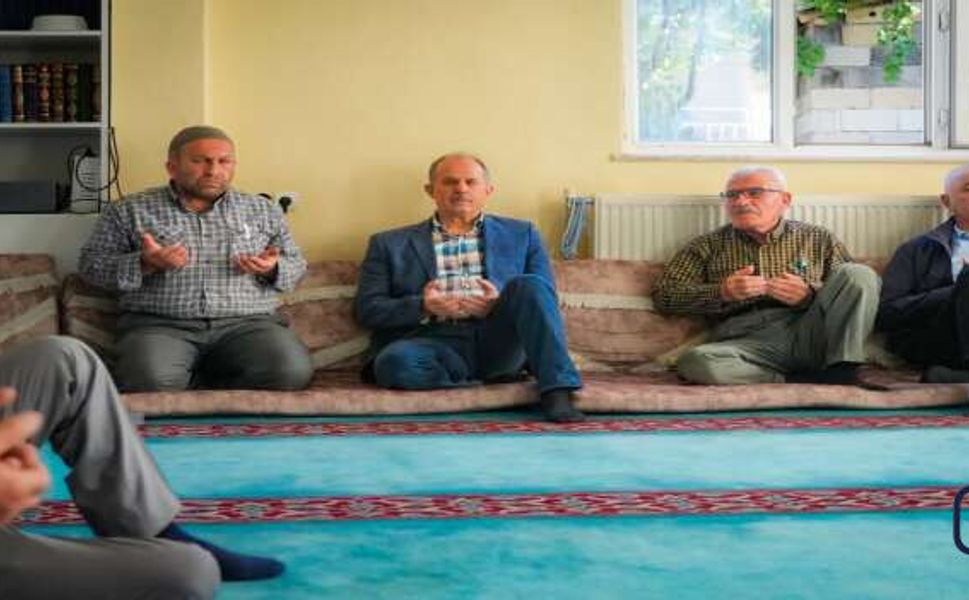 İbrahim Taşyapan’dan Veziroğlu Ailesine Taziye Ziyareti