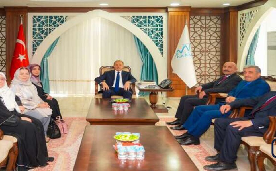 İbrahim Taşyapan makamında önemli ziyaretçilerle bir araya geldi