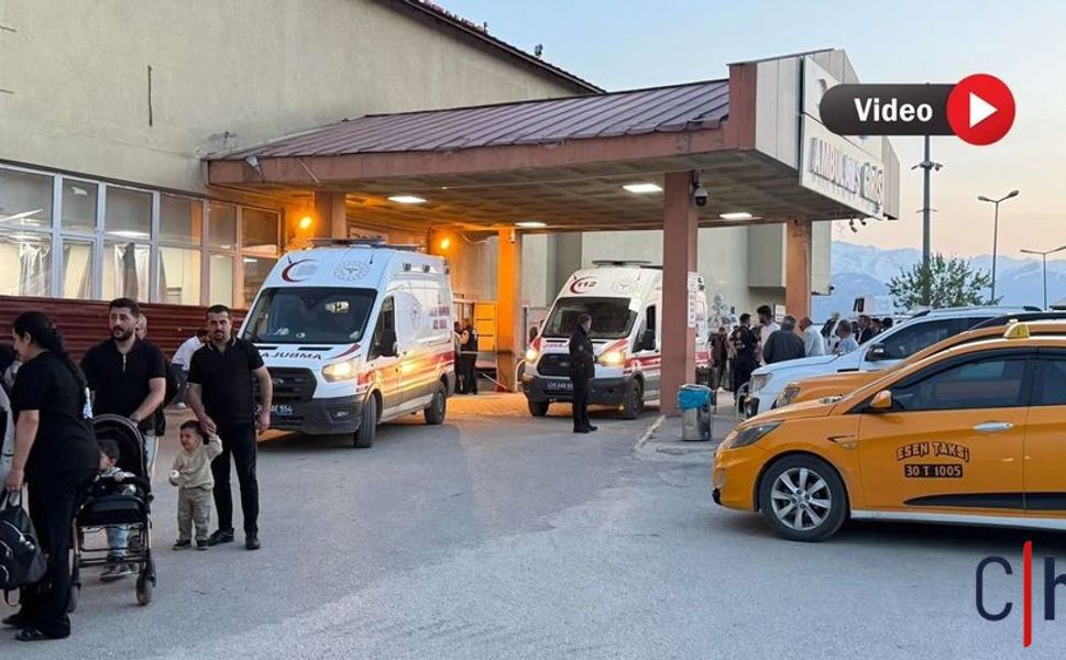 Hakkari'de Kavga Mahalleye Sıçradı: 5 Kişi Yaralandı