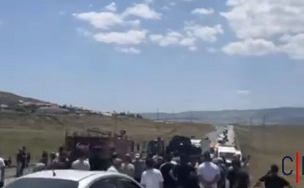 TIR ile Otomobil Çarpıştı: 2 Kişi Hayatını Kaybetti
