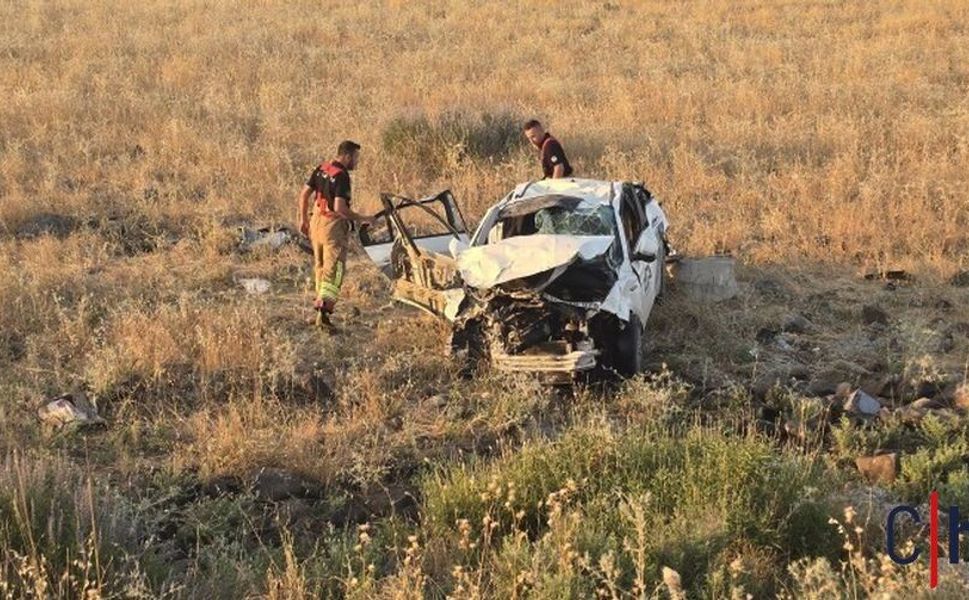 Trafik Kazası: 1 Kişi Hayatını Kaybetti, 2 Yaralı
